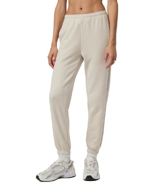 Women's Clothes For Work Vuori Women's Sedona Logo Jogger