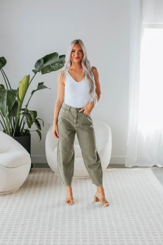 Women's Night-Out Outfit Trent Barrel Pants