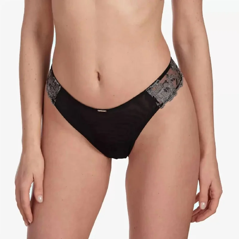 Modern Women's Outfit Sensual Thong In Black