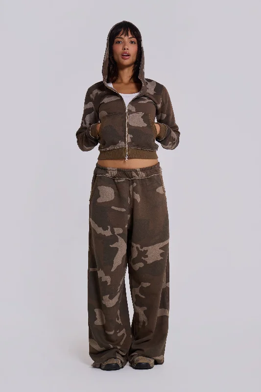 Women's Travel Garments Camo Baggy Monster Joggers