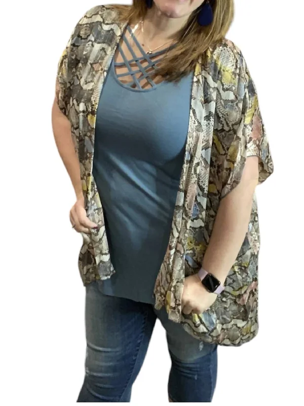 Women's Casual Outfit Snakeskin Kimono In Brown Multi