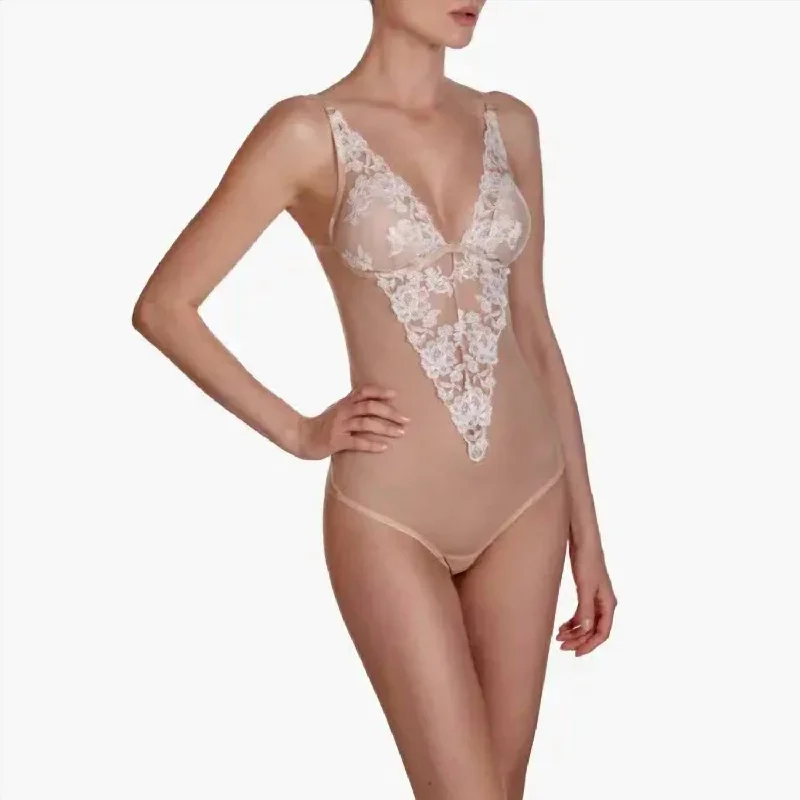 Women's Seasonal Clothes Tiramisu Bodysuit In Beige/vanilla