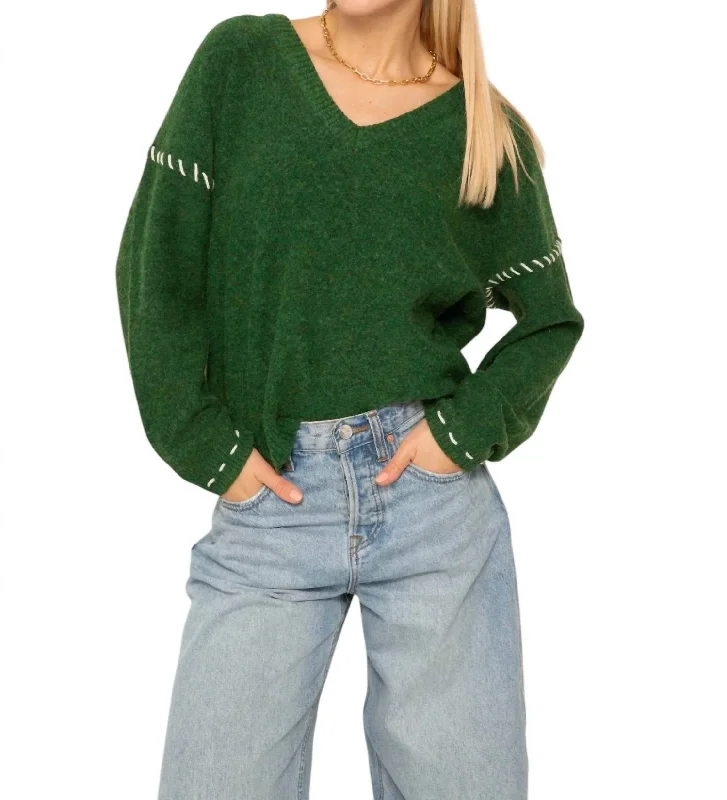 Classic Clothes For Women Billie Whipstich V Neck Sweater In Green