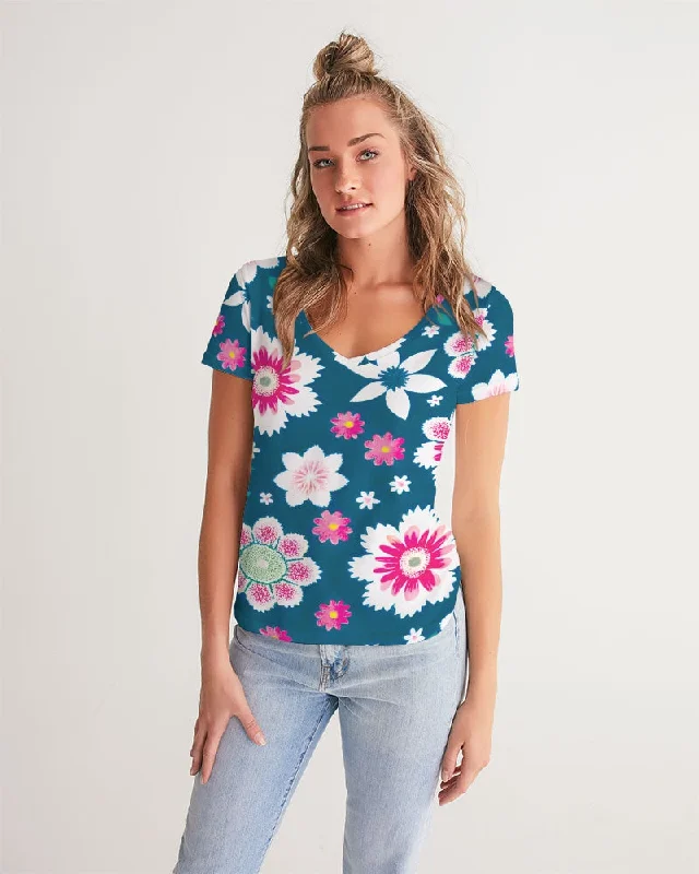 Women's Elegant Formal Outfit Beautiful floral pattern Women's All-Over Print V-Neck Tee