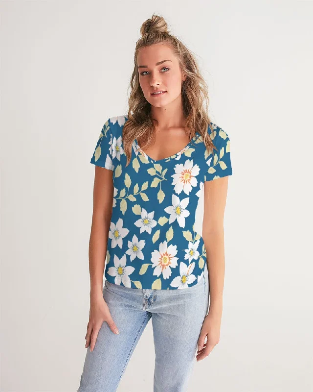 Women's Clothing Dark blue background and white flower pattern Women's All-Over Print V-Neck Tee